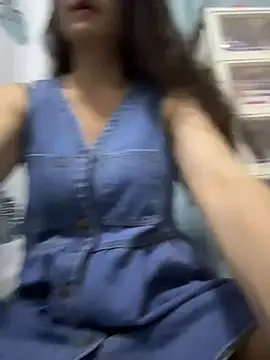 xiaochengzi505 online show from July 2026 02:08:02 PM