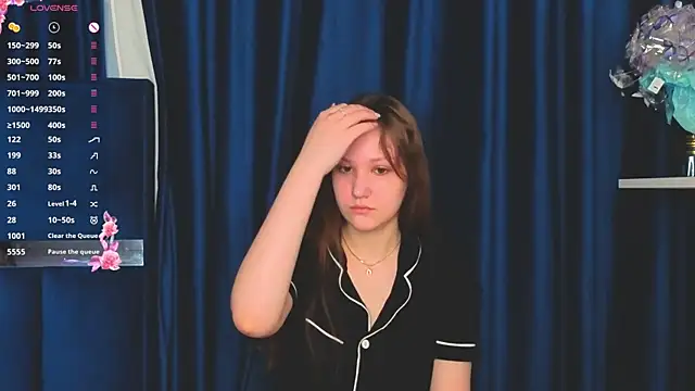 Snapshot of GitaBitetto chatting on May 2026 06:07:01 AM GitaBitetto online show from May 2026 06:07:01 AM