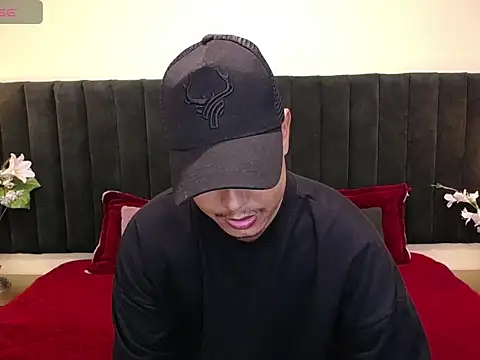 noah oliver1 online show from May 2026 07:19:01 PM