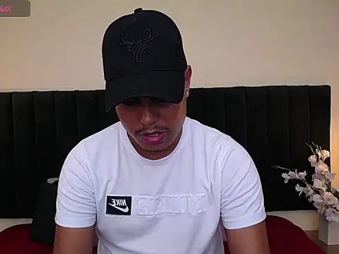 noah oliver1 online show from May 2026 07:19:02 PM