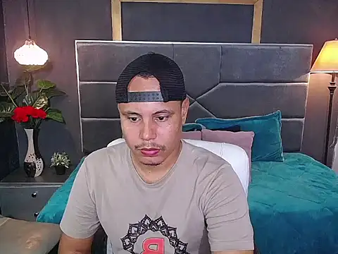 noah oliver1 online show from June 2026 01:21:01 AM