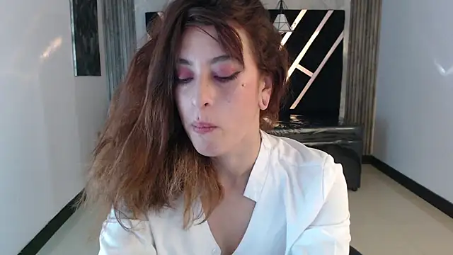 Snapshot of DamiaOshun_ch chatting on May 2026 07:55:02 PM DamiaOshun ch online show from May 2026 07:55:02 PM