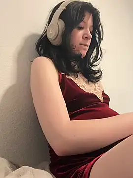 kaygbbmama online show from May 2026 01:26:02 PM