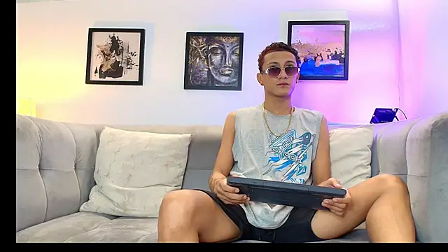 Snapshot of KING_BOYS2026 chatting on June 2026 01:30:02 AM KING BOYS2026 online show from June 2026 01:30:02 AM