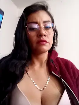 Snapshot of mili_hotty chatting on June 2026 11:45:02 AM mili hotty online show from June 2026 11:45:02 AM
