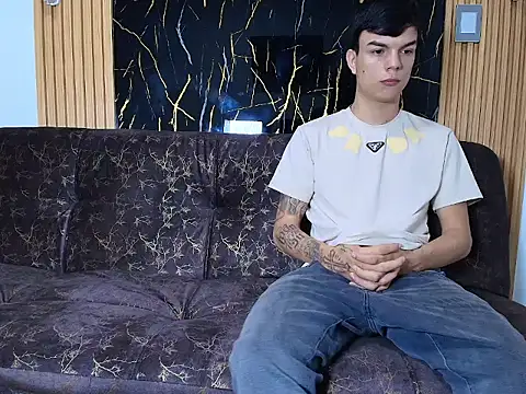 juanjo sexxx18 online show from August 2026 08:44:01 PM
