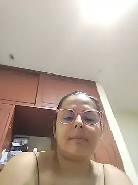 Snapshot of Bella_Morena27 chatting on June 2026 08:15:01 AM Bella Morena27 online show from June 2026 08:15:01 AM