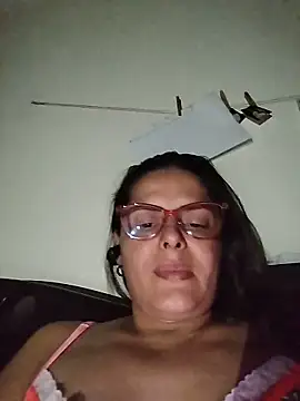 Snapshot of Bella_Morena27 chatting on June 2026 03:37:02 AM Bella Morena27 online show from June 2026 03:37:02 AM