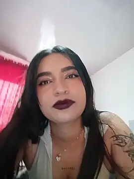 Snapshot of Sky__19 chatting on May 2026 07:43:02 PM Sky 19 online show from May 2026 07:43:02 PM