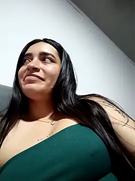 Snapshot of Sky__19 chatting on June 2026 12:32:02 AM Sky 19 online show from June 2026 12:32:02 AM