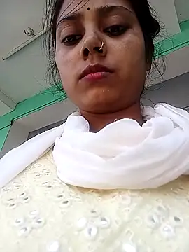 Simmi-00 online show from May 2026 04:18:02 AM