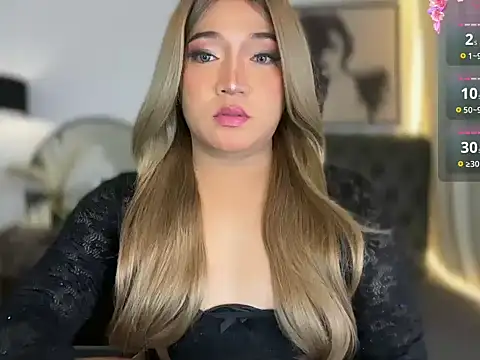 Snapshot of Sensual_Ekang chatting on June 2026 08:43:01 PM Sensual Ekang online show from June 2026 08:43:01 PM