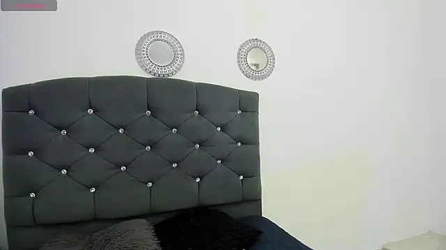 Snapshot of viioletta_00 chatting on June 2026 02:32:01 PM viioletta 00 online show from June 2026 02:32:01 PM