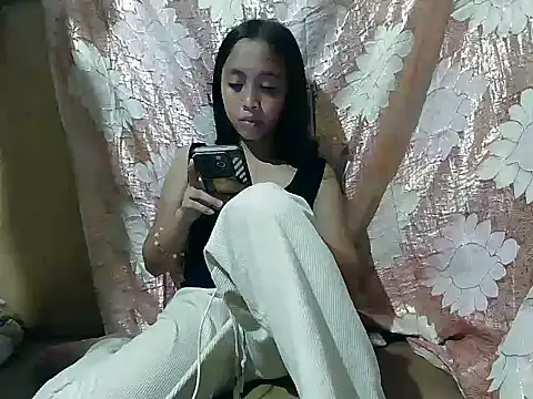 Yours AsianPinayGirl18 online show from May 2026 09:48:01 AM