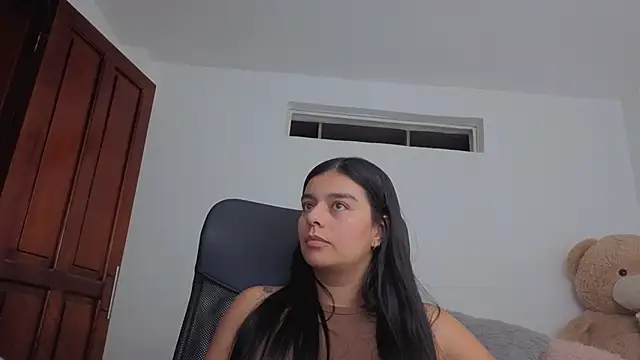 valerihouse  online show from May 2026 01:55:01 AM