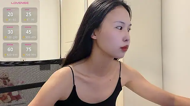 Snapshot of -LINXI chatting on June 2026 12:30:02 PM -LINXI online show from June 2026 12:30:02 PM