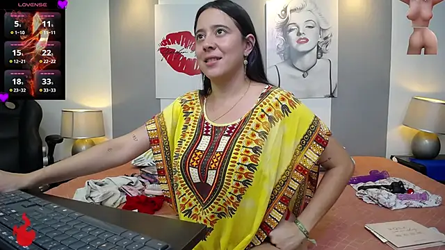 Snapshot of _tamara_priya_ chatting on June 2026 02:30:02 PM tamara priya online show from June 2026 02:30:02 PM