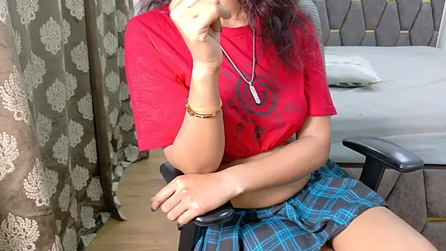 Snapshot of DR_Salini chatting on June 2026 07:15:01 PM DR Salini online show from June 2026 07:15:01 PM