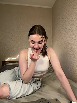 Vyxia online show from June 2026 06:23:01 PM