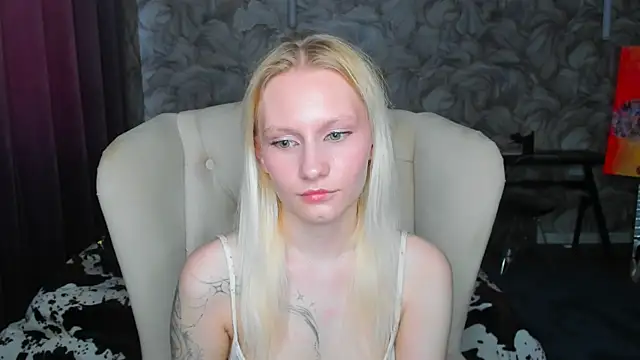 Elizabeth Adams online show from May 2026 05:12:01 AM