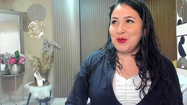 BBWLuxuryMuse online show from May 2026 11:38:01 AM