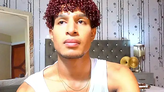 Snapshot of Alex_Bloom chatting on June 2026 07:14:02 PM Alex Bloom online show from June 2026 07:14:02 PM