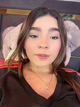Snapshot of Mia_Rodriguezz_ chatting on June 2026 03:49:01 AM Mia Rodriguezz online show from June 2026 03:49:01 AM