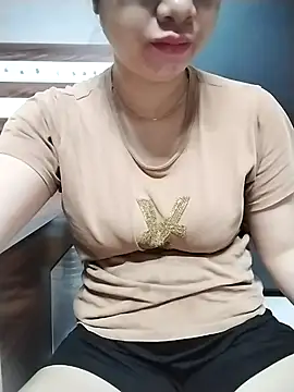 Girl lovebaby online show from June 2026 12:27:02 AM