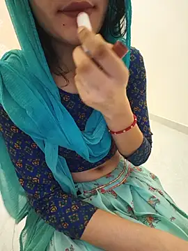 zoya baby  online show from July 2026 04:50:01 PM