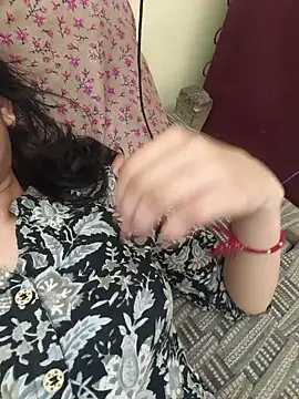zoya baby  online show from July 2026 06:20:01 PM