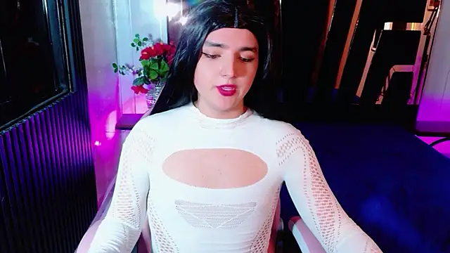 Gaby Gil  online show from May 2026 12:44:02 PM