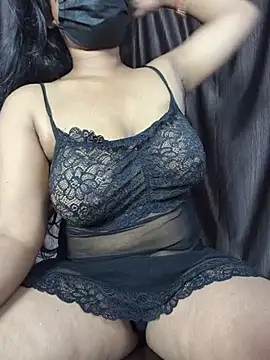 Indianaayra online show from July 2026 05:19:01 PM