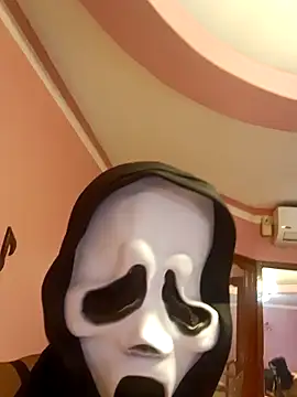 La-ghost online show from May 2026 07:31:01 PM
