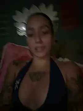 MartinadeCaxias online show from May 2026 07:45:02 PM