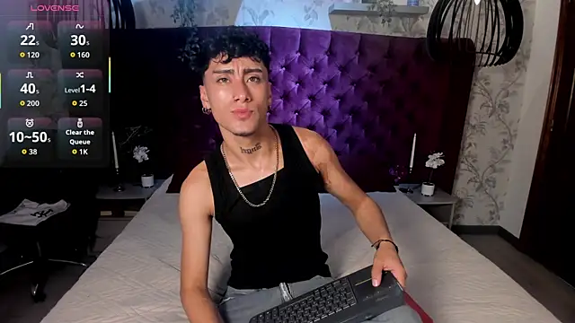 Snapshot of Spencerwhite_ chatting on May 2026 08:10:02 PM Spencerwhite online show from May 2026 08:10:02 PM