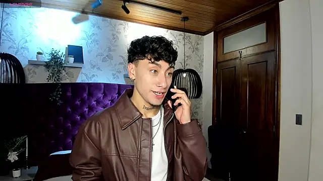 Snapshot of Spencerwhite_ chatting on June 2026 08:31:02 PM Spencerwhite online show from June 2026 08:31:02 PM