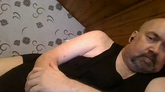 Snapshot of Carsten5 chatting on June 2026 04:37:01 AM Carsten5 online show from June 2026 04:37:01 AM