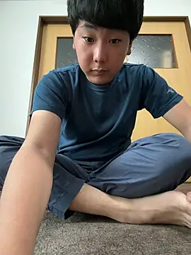 YuuYuu 010 online show from June 2026 08:53:01 PM