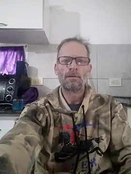 Snapshot of CulturedBus909 chatting on June 2026 06:32:02 PM CulturedBus909 online show from June 2026 06:32:02 PM