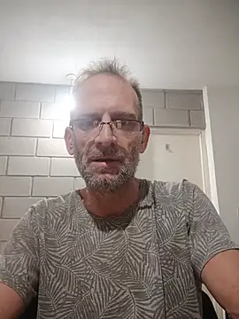 Snapshot of CulturedBus909 chatting on June 2026 10:45:02 PM CulturedBus909 online show from June 2026 10:45:02 PM