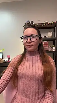 Snapshot of Mini_girl_do_it_better chatting on June 2026 11:33:02 PM Mini girl do it better online show from June 2026 11:33:02 PM