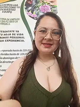 VANESSA  28 online show from May 2026 04:02:02 PM