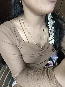 Tamil  Thara003 online show from June 2026 01:20:02 PM