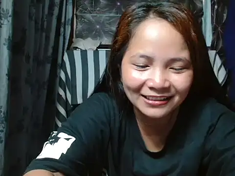 Snapshot of Lenasis chatting on May 2026 08:31:01 AM Lenasis online show from May 2026 08:31:01 AM