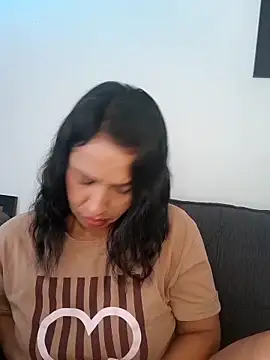 mell0102 online show from June 2026 02:41:01 PM