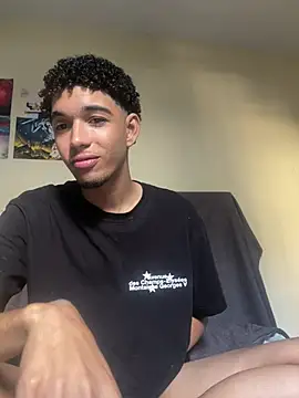 apoloxxxe online show from May 2026 09:53:02 PM