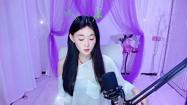 Snapshot of Tili_Lucky chatting on June 2026 11:27:02 AM Tili Lucky online show from June 2026 11:27:02 AM