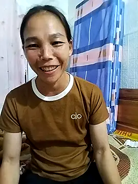 Snapshot of Min-meo chatting on May 2026 01:38:02 PM Min-meo online show from May 2026 01:38:02 PM