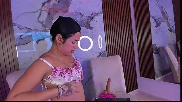 GabyHott  online show from June 2026 01:56:01 AM