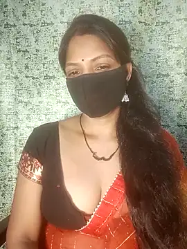 Snapshot of Juli_80 chatting on June 2026 11:55:01 AM Juli 80 online show from June 2026 11:55:01 AM